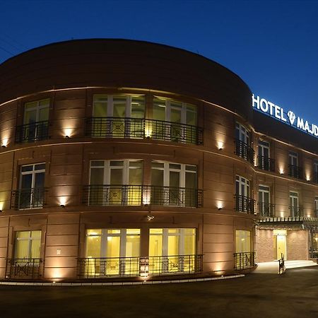 Hotel Majdan ベオグラード エクステリア 写真