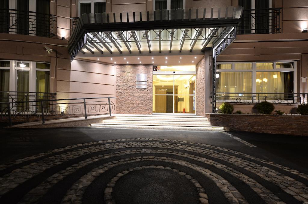 Hotel Majdan ベオグラード エクステリア 写真