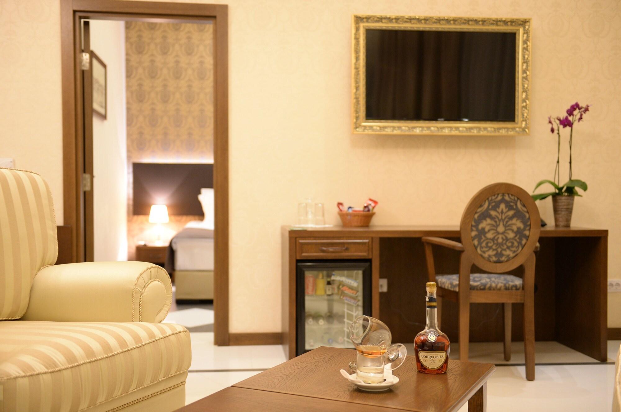 Hotel Majdan ベオグラード エクステリア 写真