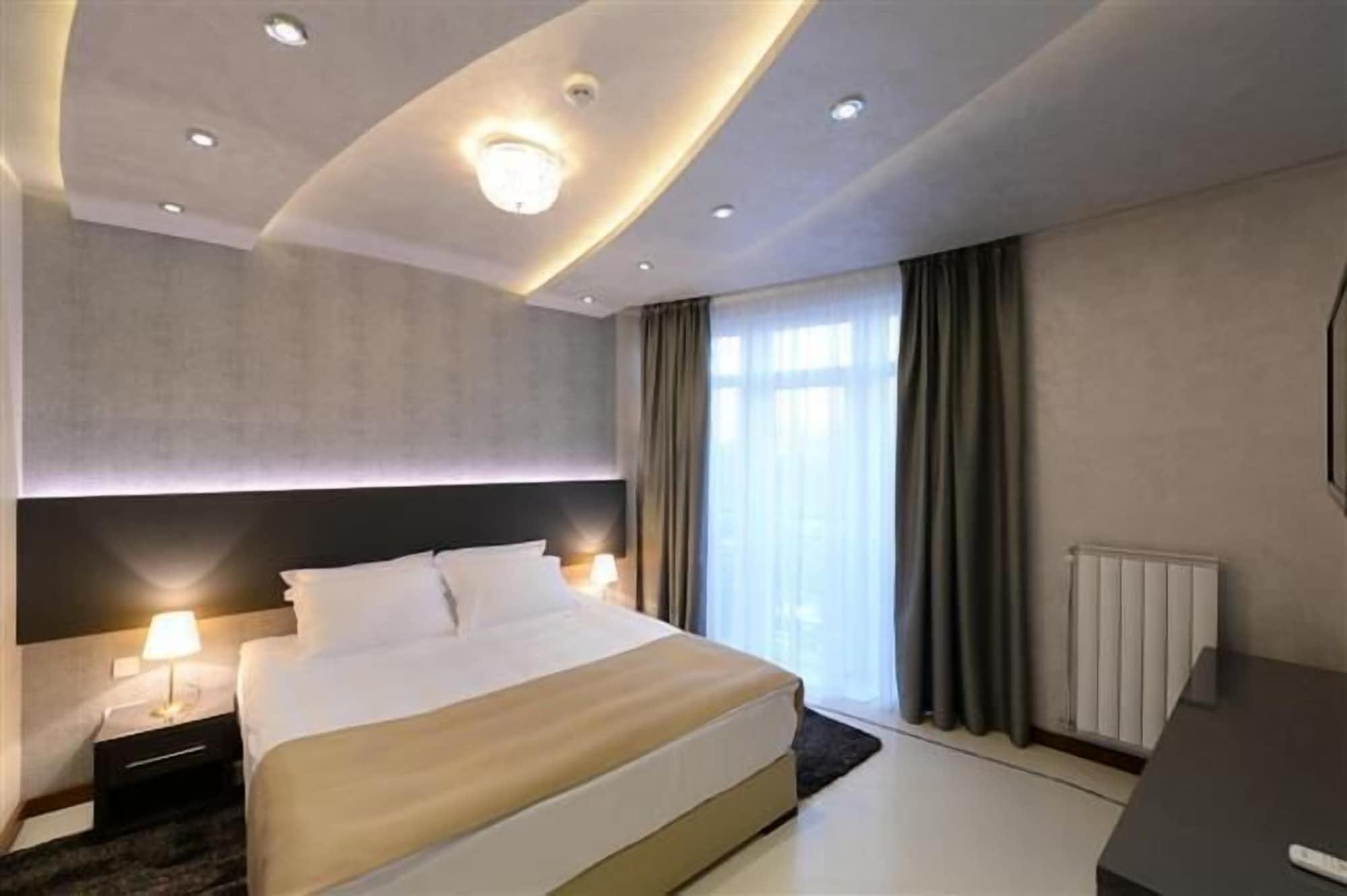 Hotel Majdan ベオグラード エクステリア 写真