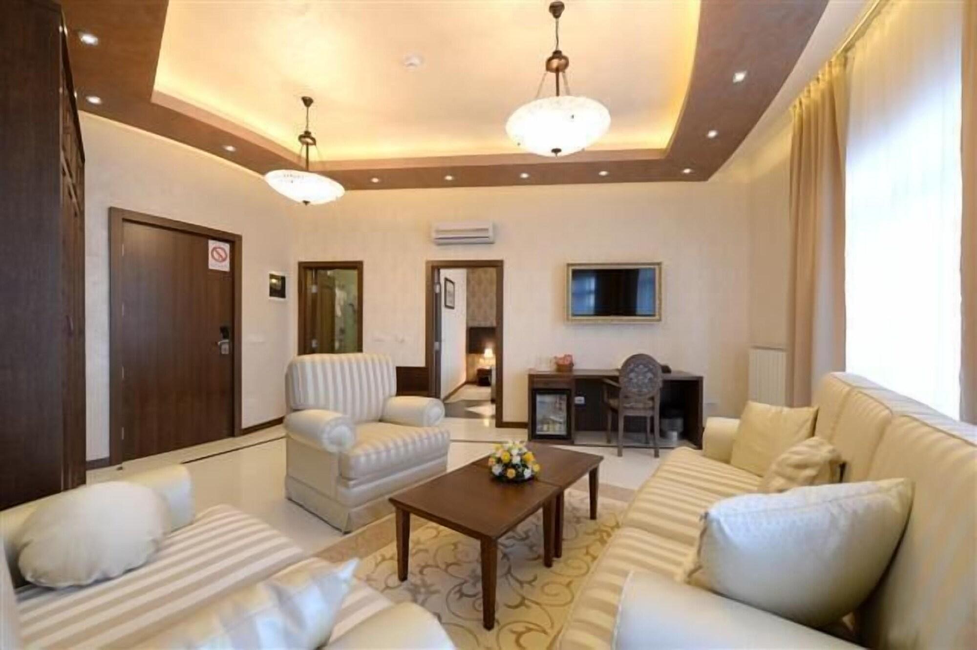 Hotel Majdan ベオグラード エクステリア 写真
