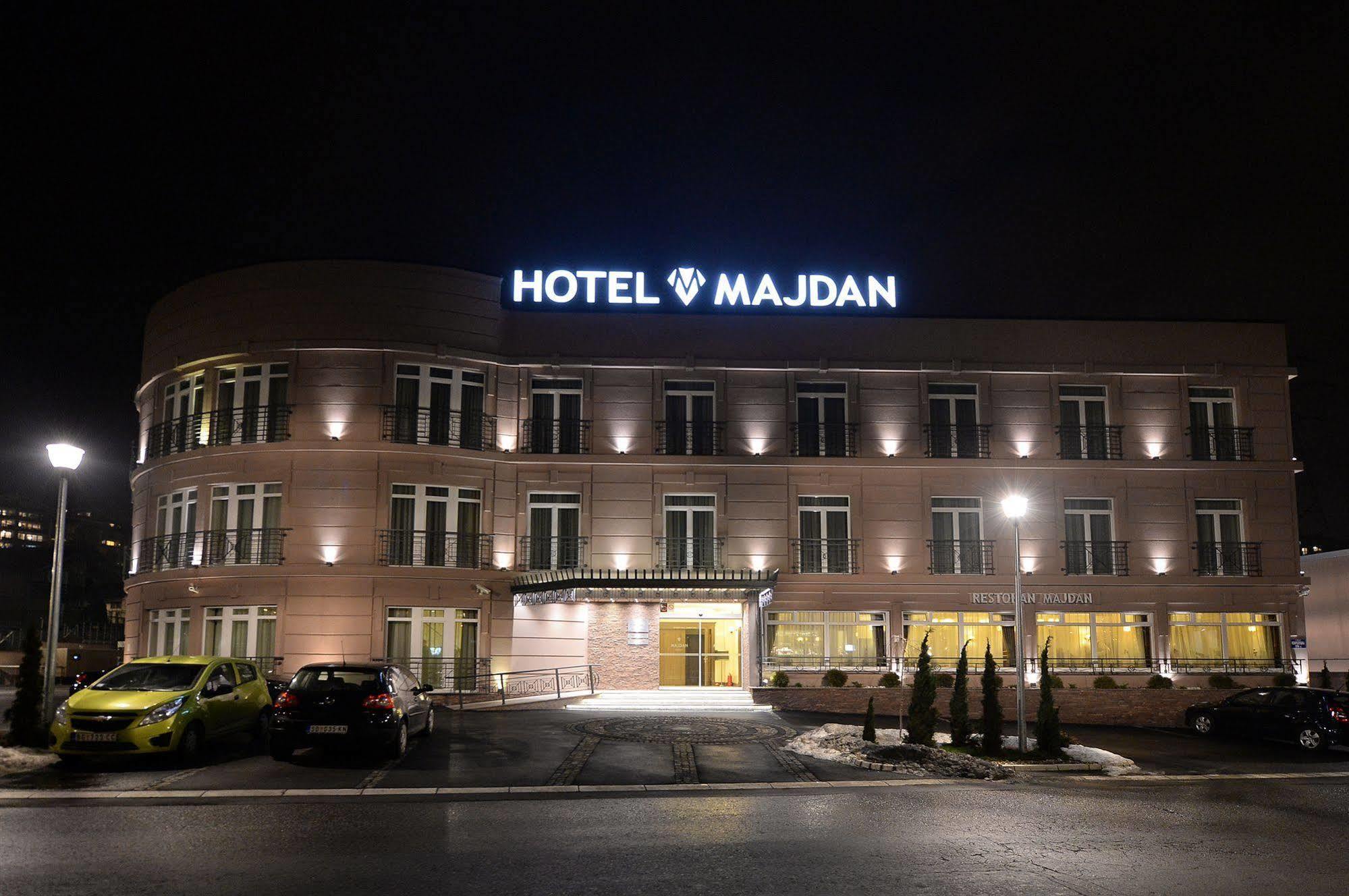 Hotel Majdan ベオグラード エクステリア 写真